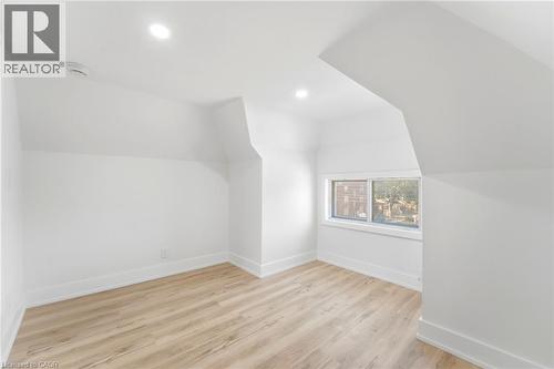 968 Main Street E, Hamilton, ON - Indoor Photo Showing Other Room