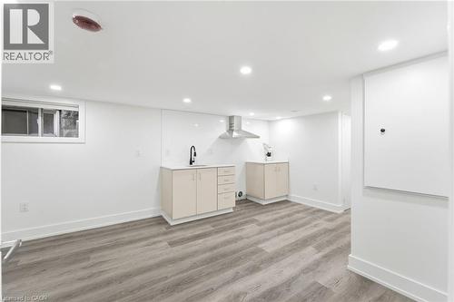 968 Main Street E, Hamilton, ON - Indoor