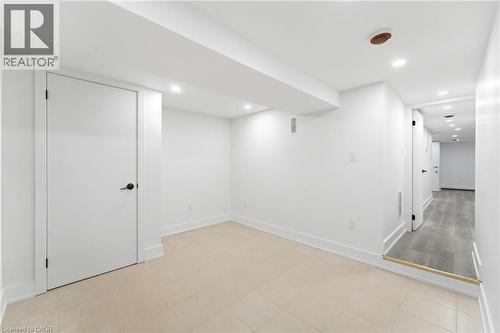 968 Main Street E, Hamilton, ON - Indoor Photo Showing Other Room