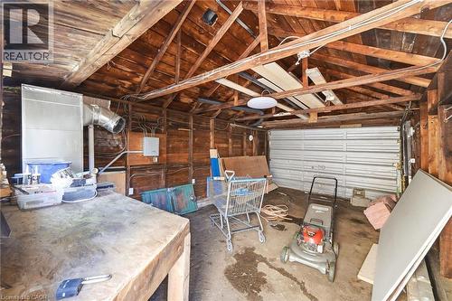 968 Main Street E, Hamilton, ON - Indoor Photo Showing Garage