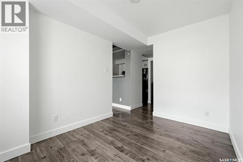 5136 10Th Avenue, Regina, SK - Indoor Photo Showing Other Room