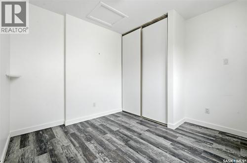 5136 10Th Avenue, Regina, SK - Indoor Photo Showing Other Room