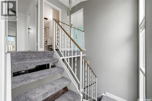 5136 10Th Avenue, Regina, SK - Indoor Photo Showing Other Room