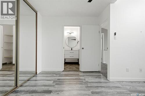 5136 10Th Avenue, Regina, SK - Indoor Photo Showing Other Room