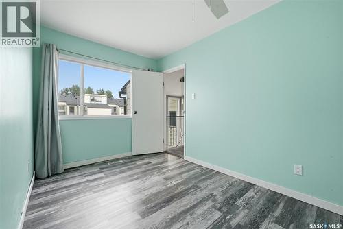 5136 10Th Avenue, Regina, SK - Indoor Photo Showing Other Room