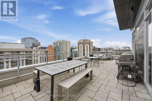 106 - 255 Bay Street, Ottawa, ON - Outdoor