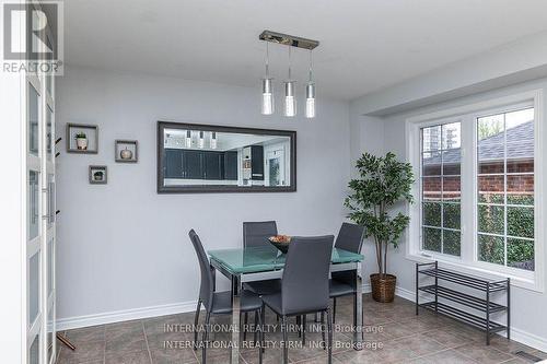 1855 Appleby Line, Burlington, ON - Indoor Photo Showing Dining Room