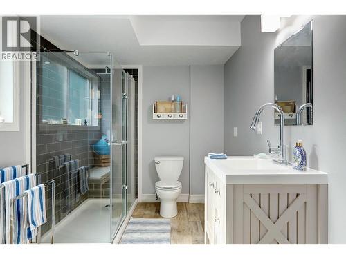 8405 Postill Drive, Coldstream, BC - Indoor Photo Showing Bathroom