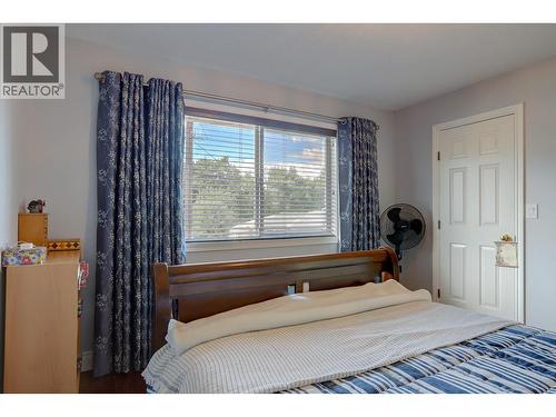 8405 Postill Drive, Coldstream, BC - Indoor Photo Showing Bedroom