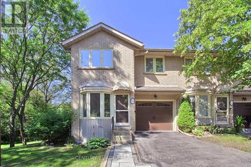 27 ANDERSON PLACE  Aurora, ON L4G 6G4