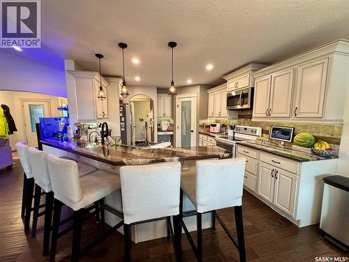 504 Wright Road, Moosomin, SK - Indoor