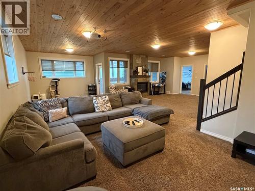 504 Wright Road, Moosomin, SK - Indoor Photo Showing Living Room