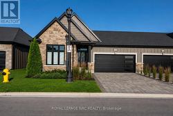 6 - 154 PORT ROBINSON ROAD Pelham (Fonthill), ON L3E 0B7