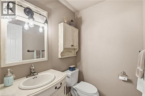 Main Floor Powder Room - 5 Manor Crescent, Grimsby, ON - Indoor Photo Showing Bathroom