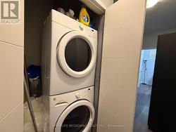 Washer & Dryer - 