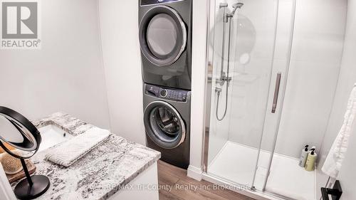 Guesthouse - 8987 Powers Road, Central Elgin, ON - Indoor Photo Showing Laundry Room