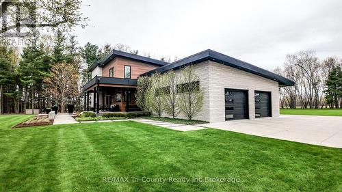 8987 Powers Road, Central Elgin, ON - Outdoor