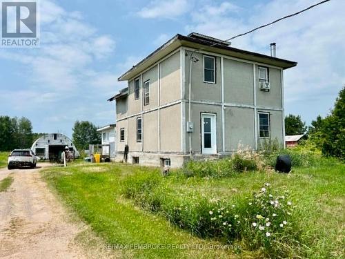 827 B LINE ROAD  Laurentian Valley, ON K8A 6W5