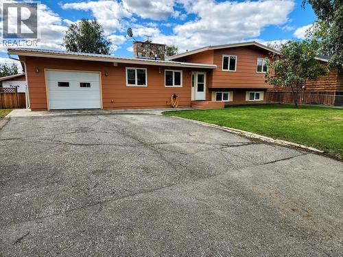 242 Dawson Drive, Faro, YT - Outdoor