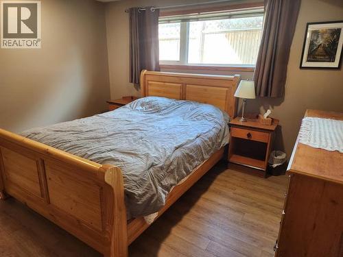 242 Dawson Drive, Faro, YT - Indoor Photo Showing Bedroom