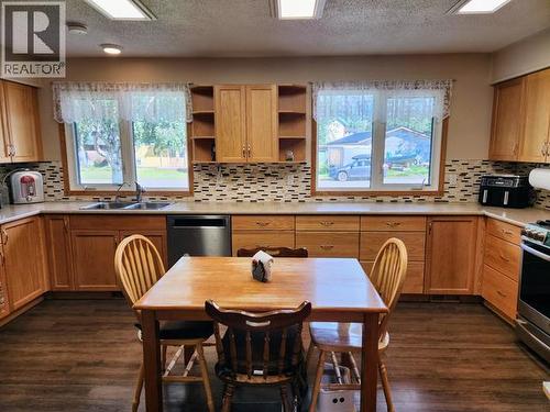242 Dawson Drive, Faro, YT - Indoor