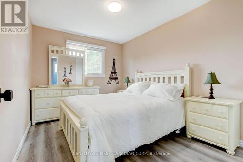 79 Newbridge Crescent, Brampton (Westgate), ON - Indoor Photo Showing Bedroom
