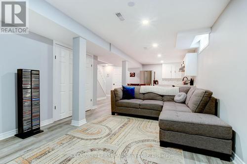 79 Newbridge Crescent, Brampton (Westgate), ON - Indoor Photo Showing Living Room