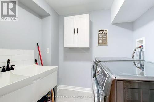 79 Newbridge Crescent, Brampton (Westgate), ON - Indoor Photo Showing Laundry Room