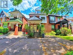 121 MEDLAND STREET Toronto, ON M6P 2N4