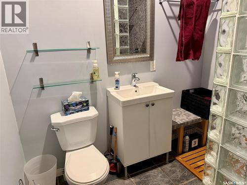123 Chitek Drive, Chitek Lake, SK - Indoor Photo Showing Bathroom