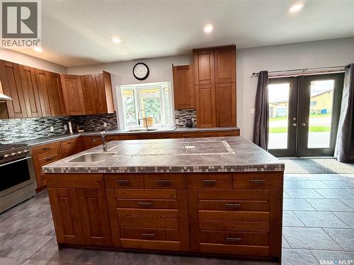 123 Chitek Drive, Chitek Lake, SK - Indoor Photo Showing Kitchen