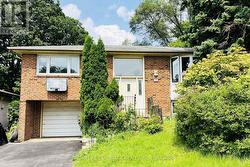 MAIN - 16 LOCHINVAR CRESCENT Toronto, ON M3A 3K1