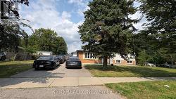 LOWER - 4 MARKWOOD DRIVE Kitchener, ON N2M 2H4