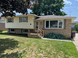 471 ALDERBURY Crescent St Clair, ON N0N 1G0