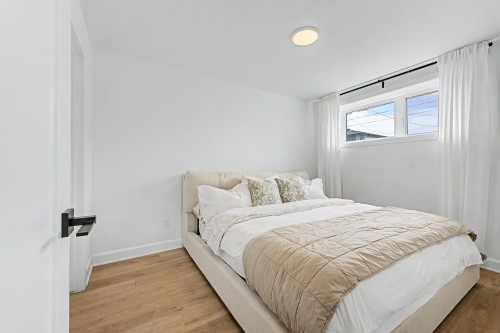 Chambre à coucher principale - 145 Rue Bachand, Noyan, QC - Indoor Photo Showing Bedroom