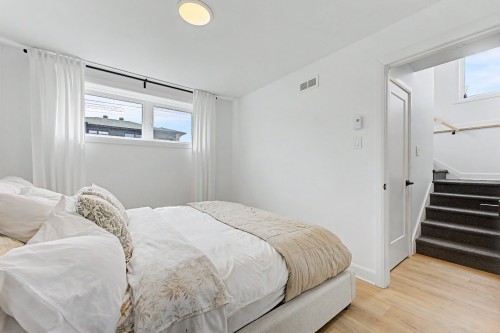 Chambre à coucher principale - 145 Rue Bachand, Noyan, QC - Indoor Photo Showing Bedroom