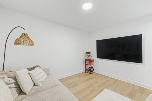 Salle familiale - 145 Rue Bachand, Noyan, QC - Indoor