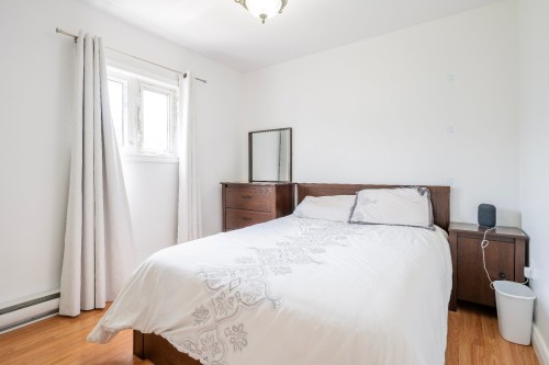 Chambre à coucher - 74 Ch. Abdon, Les Îles-De-La-Madeleine, QC - Indoor Photo Showing Bedroom