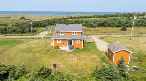 Face arrière - 74 Ch. Abdon, Les Îles-De-La-Madeleine, QC - Outdoor With View