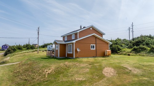 Face arrière - 74 Ch. Abdon, Les Îles-De-La-Madeleine, QC - Outdoor With Exterior