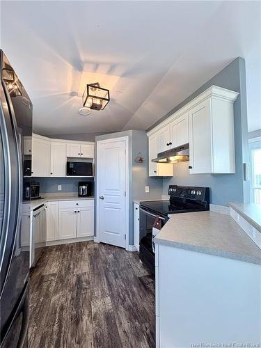 2 Scotch Pine St, Moncton, NB 