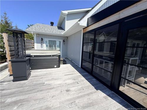 1635 Queen Elizabeth Dr, Bathurst, NB 