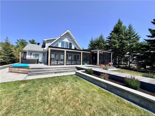 1635 Queen Elizabeth Dr, Bathurst, NB 