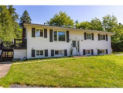 35 Parkdale AVE  Rothesay, NB E2E 3P1