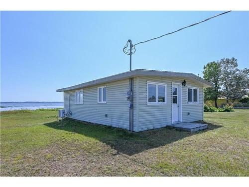 1990 Chatillon St, Maisonnette, NB 