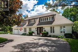 4412 BATH ROAD Loyalist (Amherstview), ON K7N 1A2