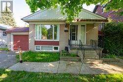 LOWER - 394 CENTRE STREET E Richmond Hill, ON L4C 1B7