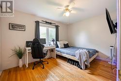 Bedroom 2 - 