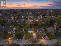 31 ALLISTER AVENUE  Toronto, ON M1M 3L1