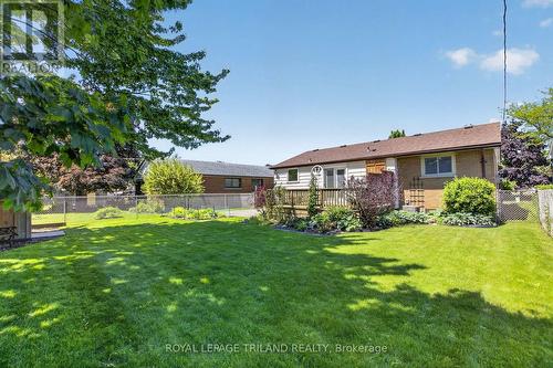 7 Thompson Avenue, St. Thomas, ON - Outdoor